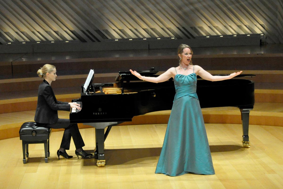 Kathryn Mueller, soprano, opera gala for Miami Choral Academy